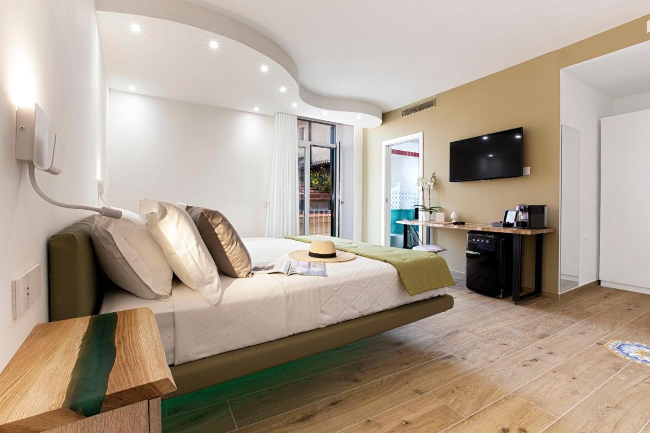 Yourhome - Lidia Rooms & Suites Sorrento Exterior foto