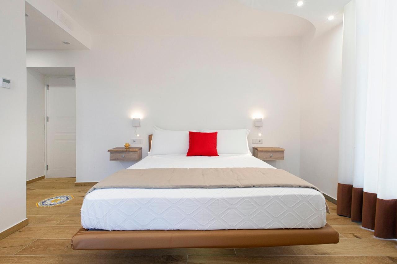 Yourhome - Lidia Rooms & Suites Sorrento Exterior foto